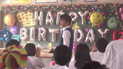 教師 田中圭が 感極まり涙卒業生に熱い言葉贈るソフトバンク新tv Cm 恩師 篇 メイキング 哔哩哔哩 Bilibili 教師 田中圭が 感極まり涙卒業生に熱い言葉贈るソフトバンク新tv Cm 恩師 篇 メイキング 哔哩哔哩 Bilibili