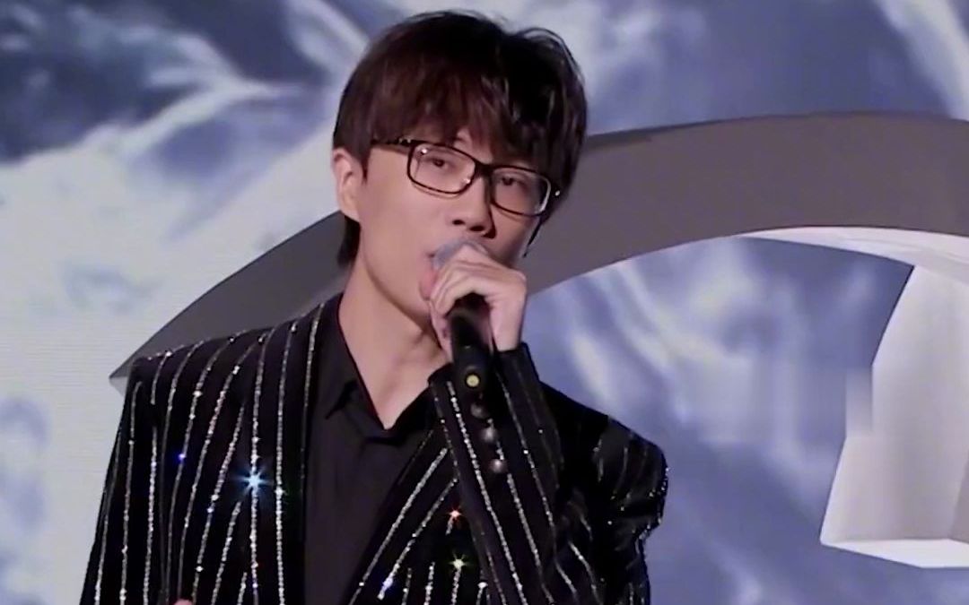 许嵩《昨夜书》震惊整个文坛,央视力推13分钟,为何被主持人冷落