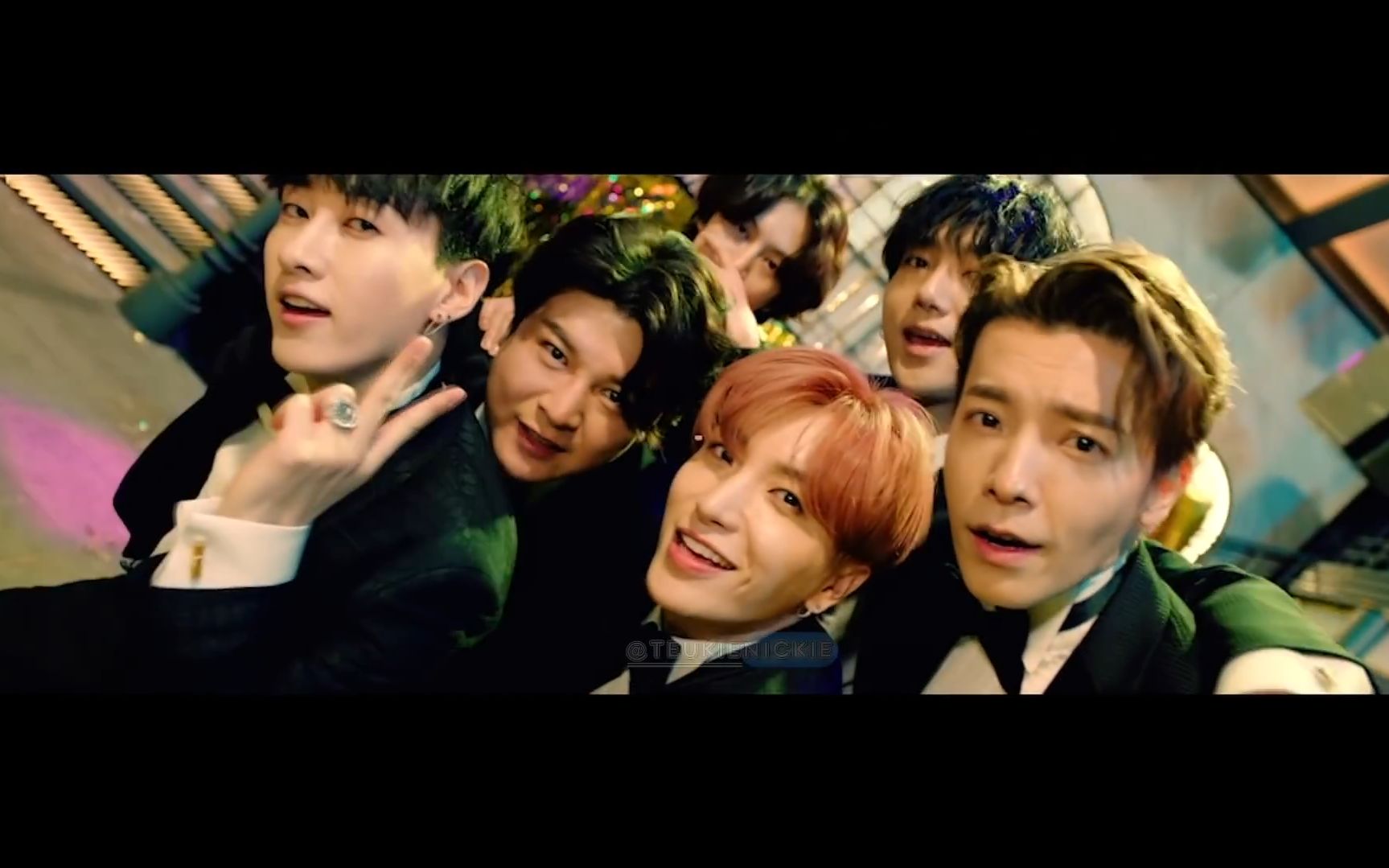 [图]SUPER JUNIOR - GOOD DAY FOR A GOOD DAY (VCR MV)