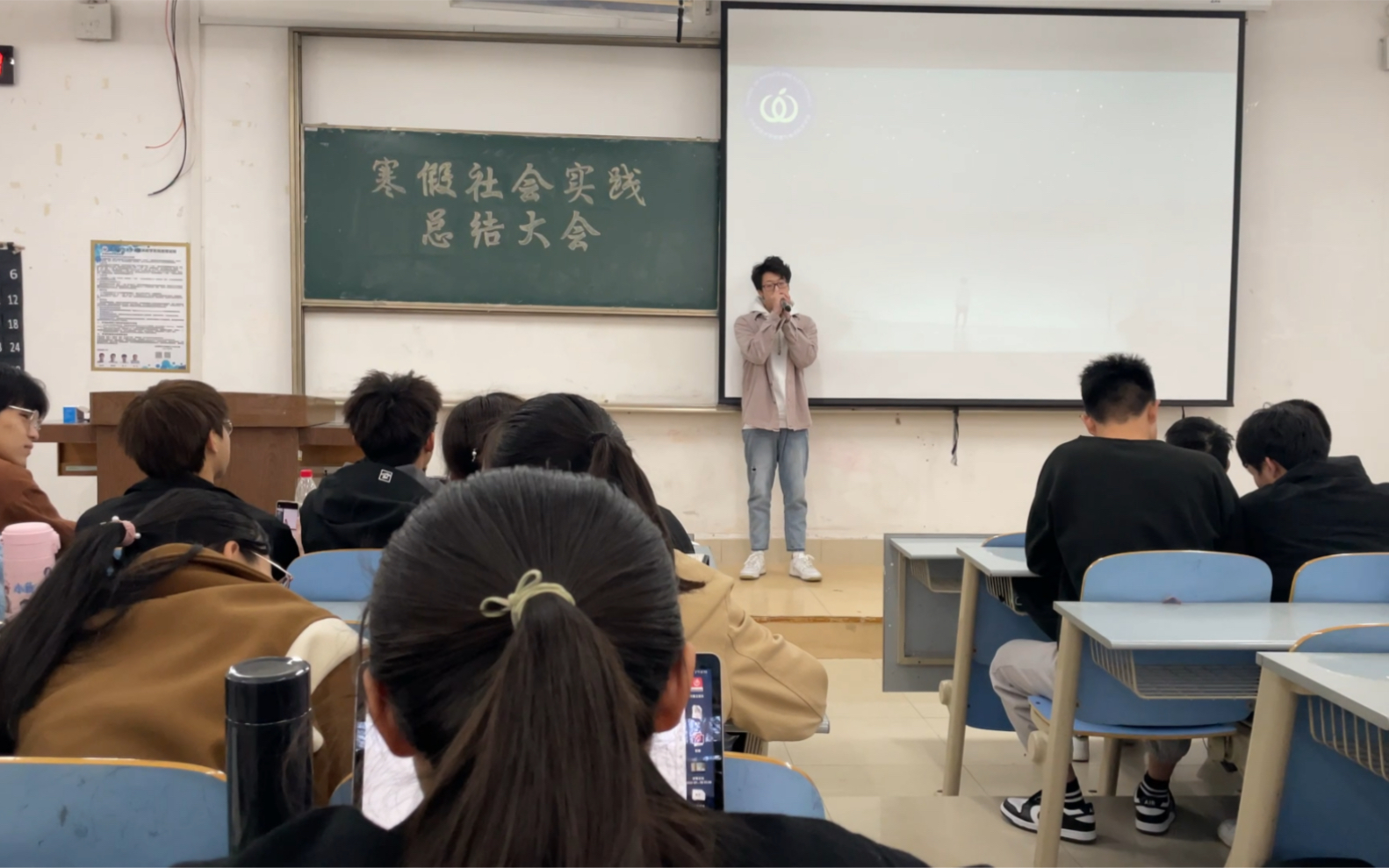 [图]深情唱哭级《幻听》大学社会实践总结串场