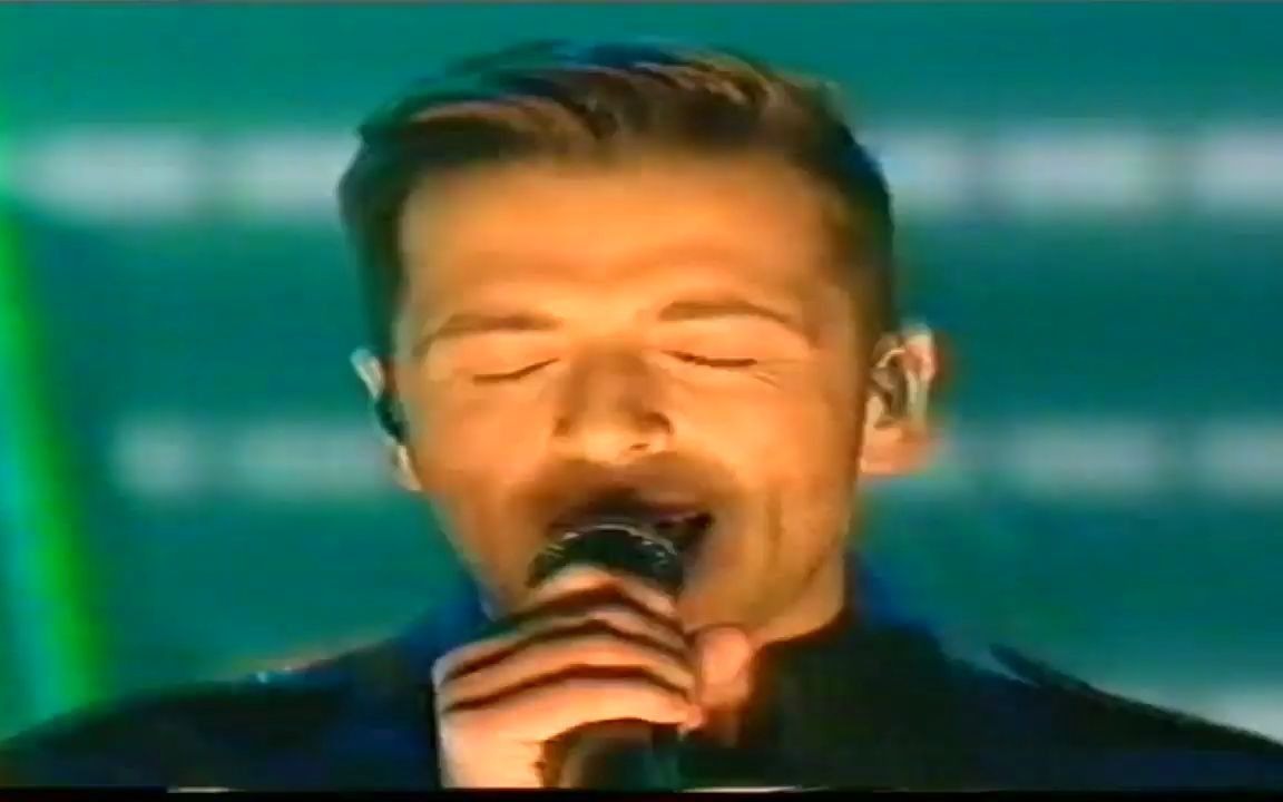 [图]【WESTLIFE】What About Now （Live on The X Factor 2009）