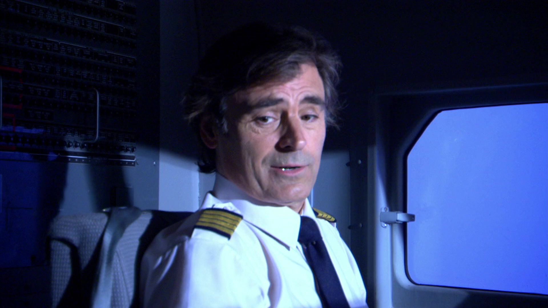 銆1080p钃濆厜鐢熻倝銆戠┖涓旦鍔玈04e03锛