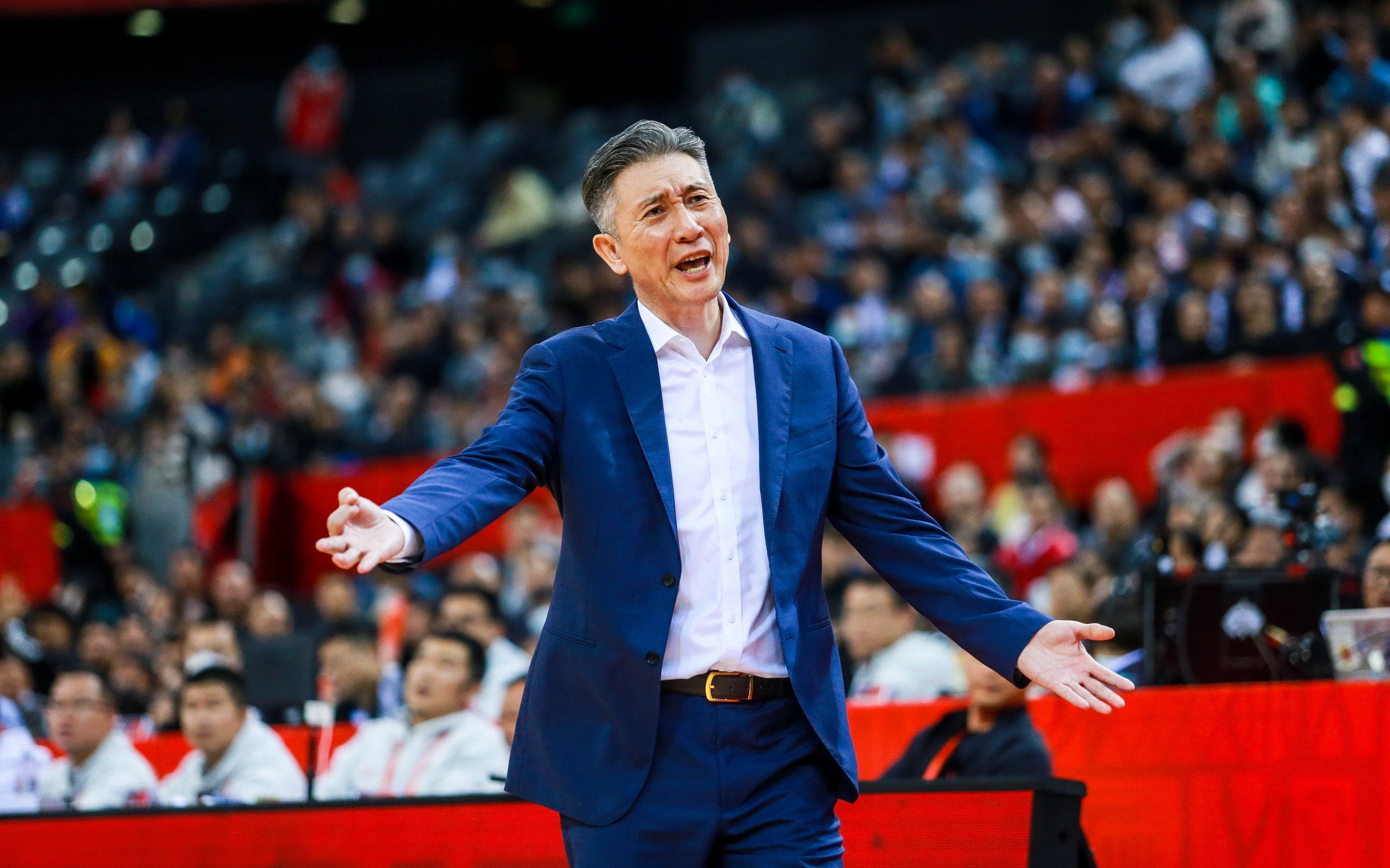 深圳击败新疆?郑永刚使出搬拦捶,邱彪危险了