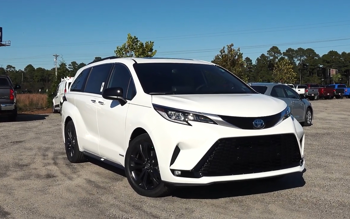 2021丰田塞纳xse混动北美小哥带你极致内外饰评测附超清底盘解析