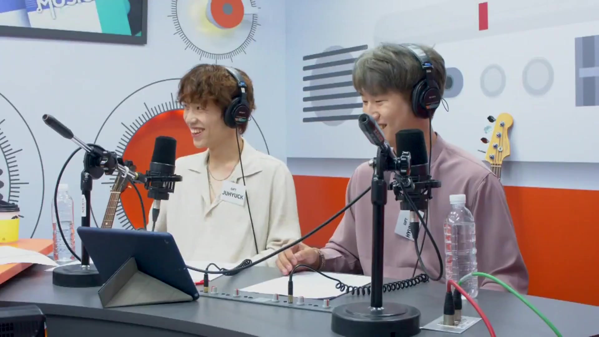 生肉190829阿里郎电台giftcut李炷奕金亨宇benji裴济旭lucy超级乐队