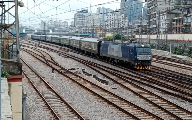 【怀化站】k404次怀化站5站台发车