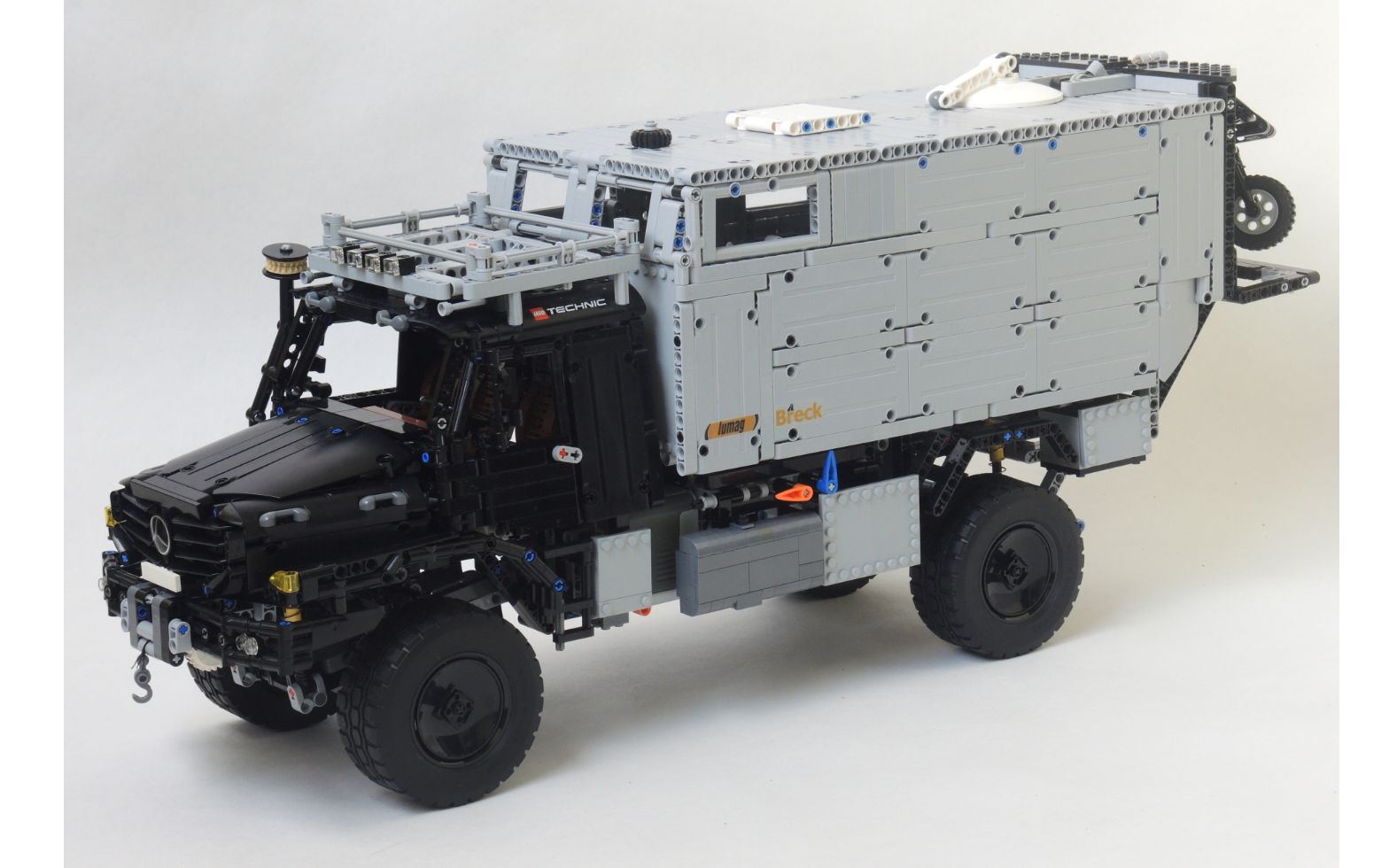 [图]LEGO乐高 Technic科技/机械 MOC 梅赛德斯奔驰 远征探险 Mercedes Zetros Expedition