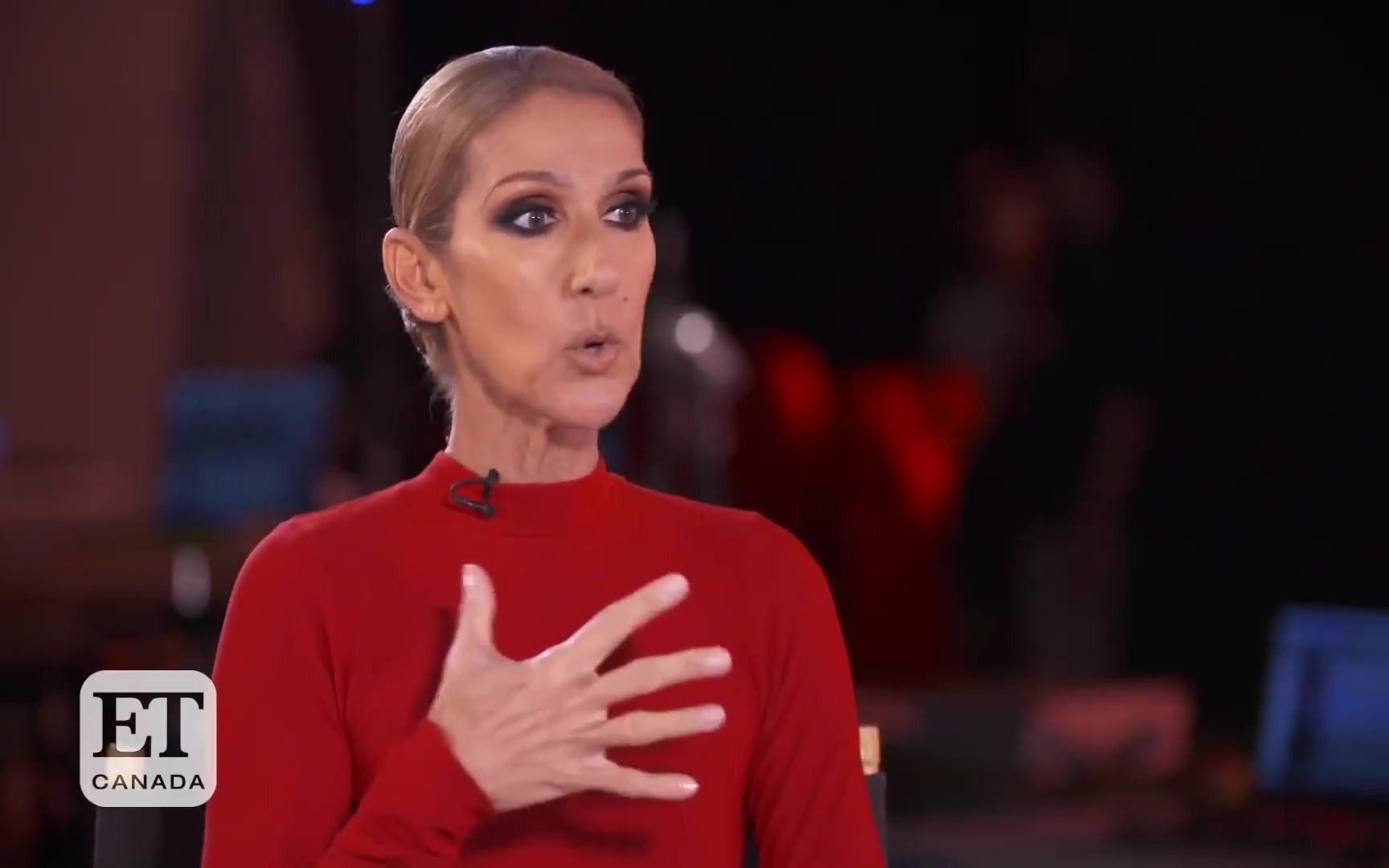 mv片场专场 - 席琳迪翁2019红裙造型专访celine dion with cheryl