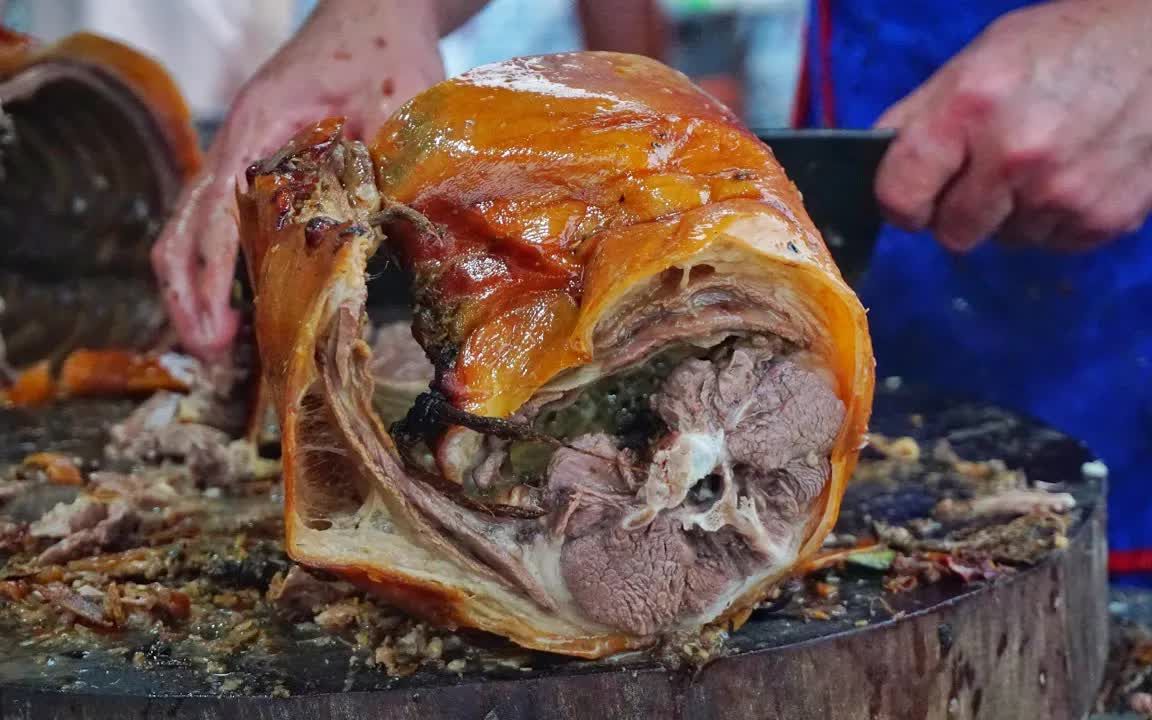 53岁保安遭辞退,转行学艺卖烧狗,仅3年赚了上百万,逆袭变富!