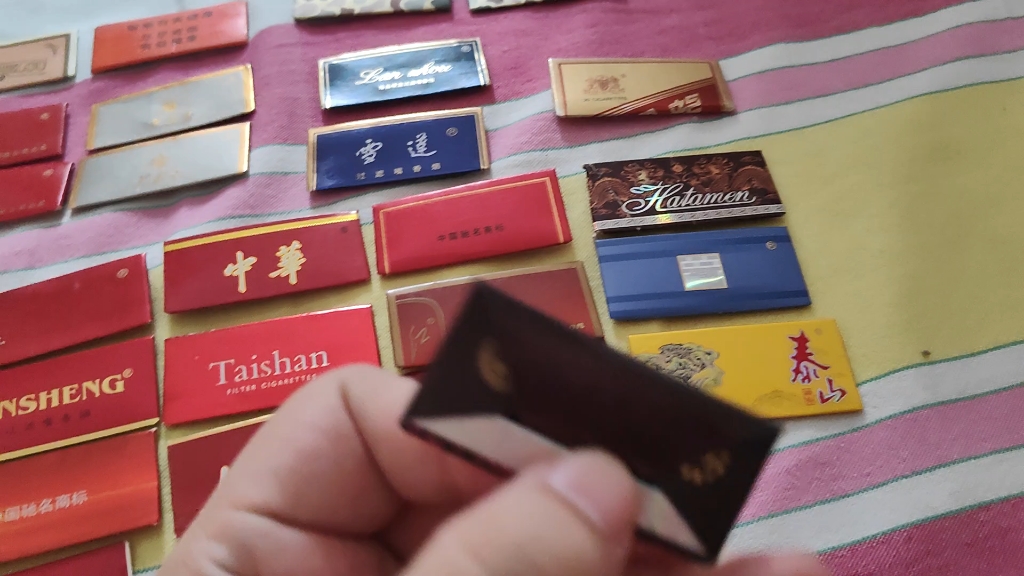 我(99年出生)小时候收集的烟卡