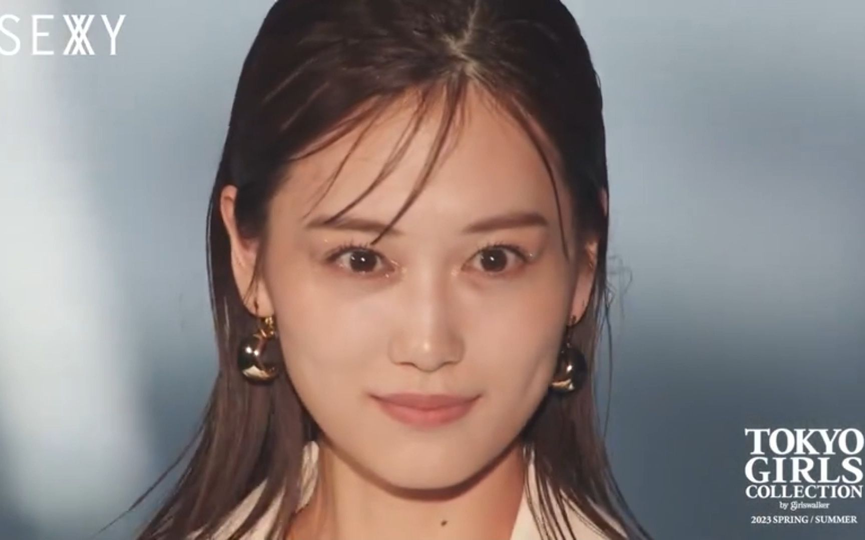 2023年最新东京时装秀 山下美月可爱性感走秀 比维密更符合东方人的