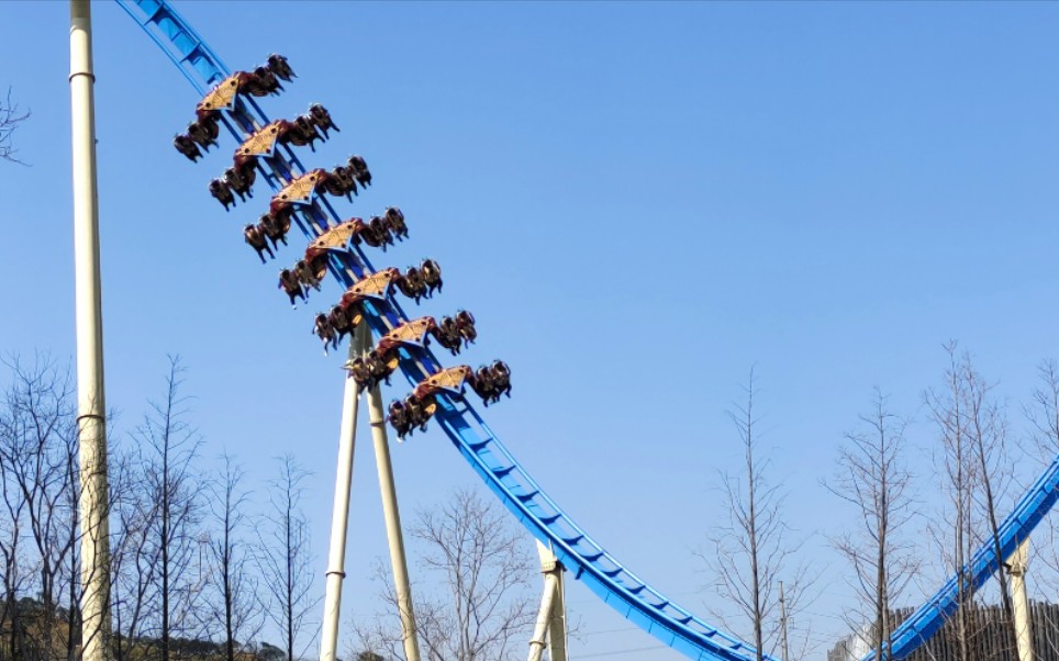 无锡融创乐园雄鹰飞翔过山车后排视角_哔哩哔哩_bilibili