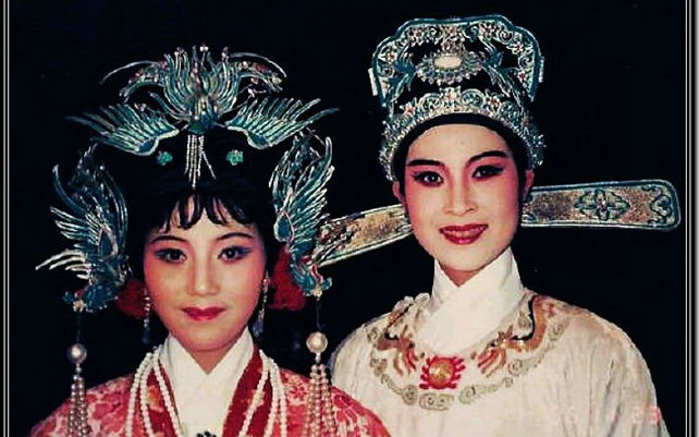 电影五女拜寿--三春夫妇