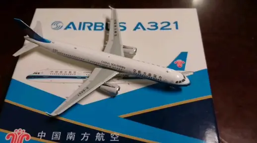 Phoenix 1：400南航A321 模型开箱展示