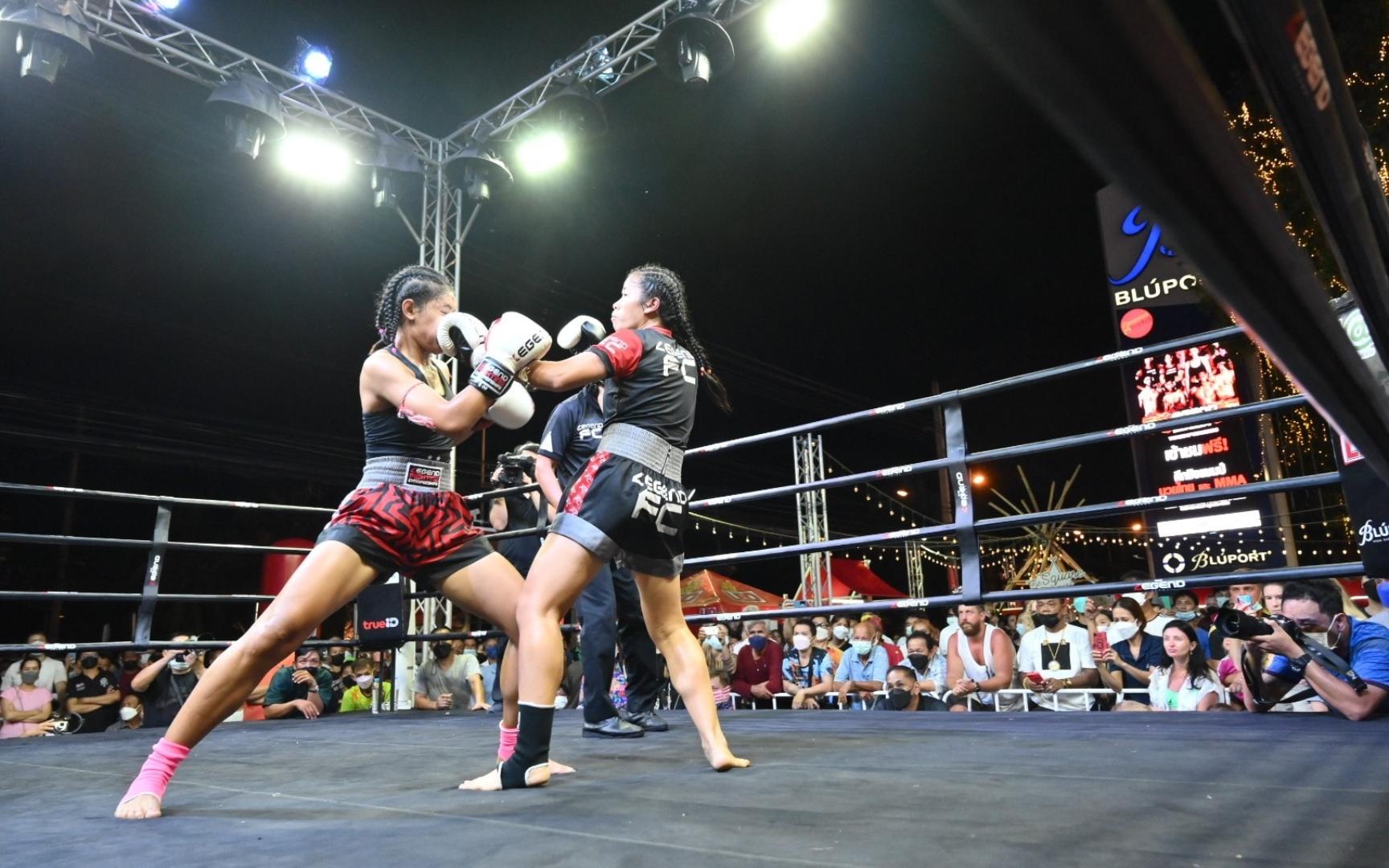 传奇竞技女子泰拳51公斤级泰国选手玛丽亚vs泰国选手阿依达