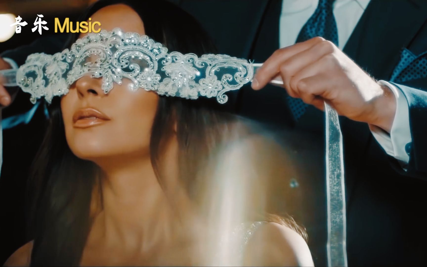 lola astanova 弹奏 la campanella 世界最性感女钢琴家