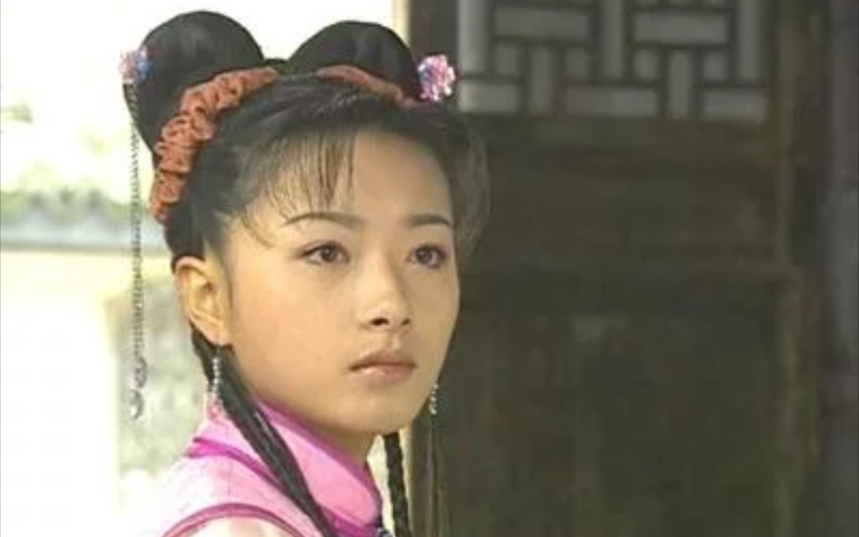 青天衙门 谭小玉 万茜 发型