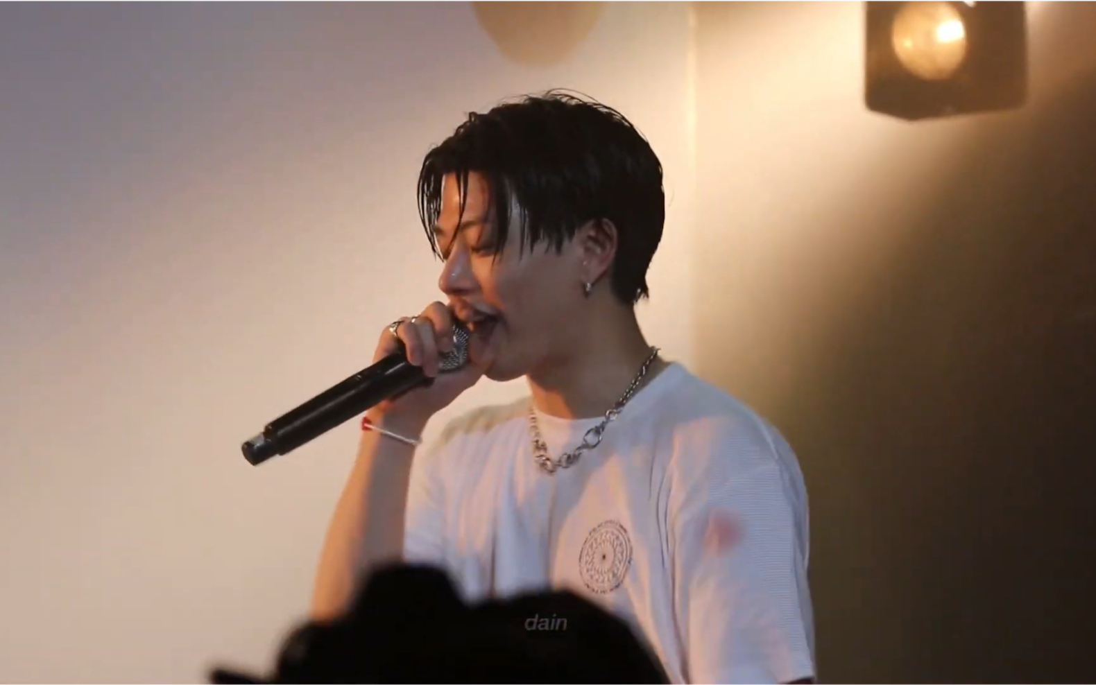 bigone - sunshine 快来看大帅哥金大一