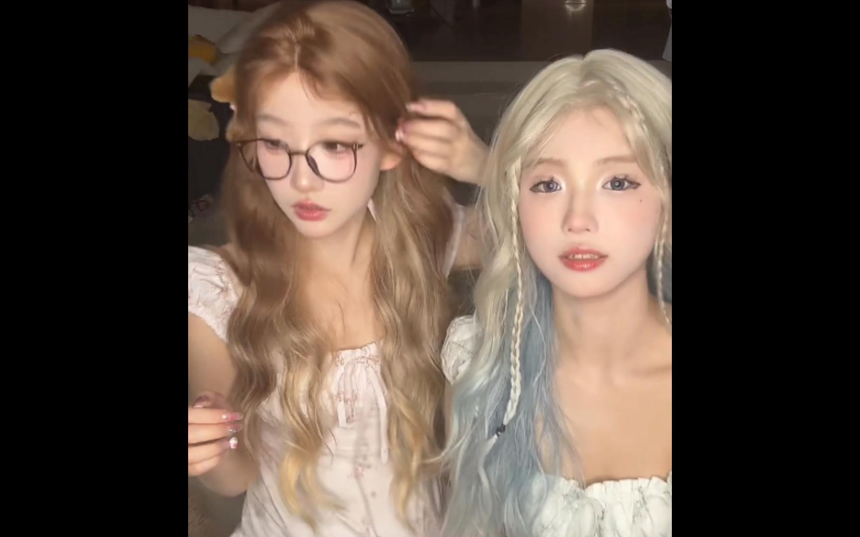 小怡(路怡)化妆聊天直播