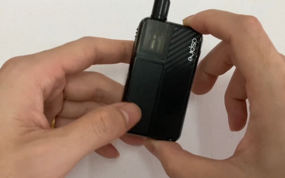 易佳特 blok,旧世纪的老亚瑟,机制很老,但是跟谁都能55开