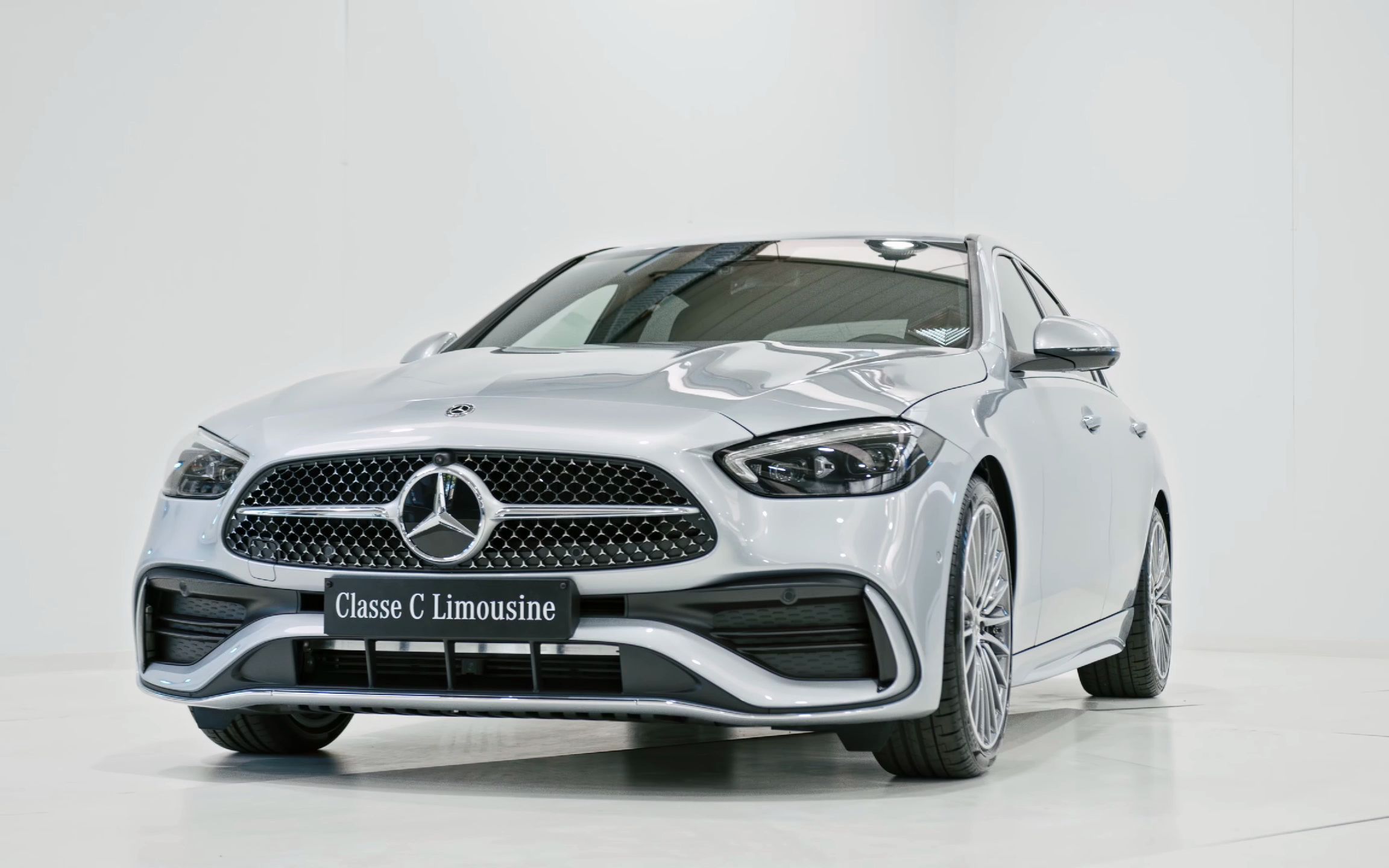 新车丨小姐姐最爱2022款全新奔驰c