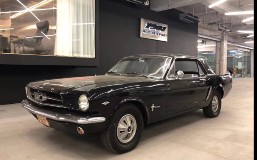 1964年福特-野马 v8 4300cc自动挡