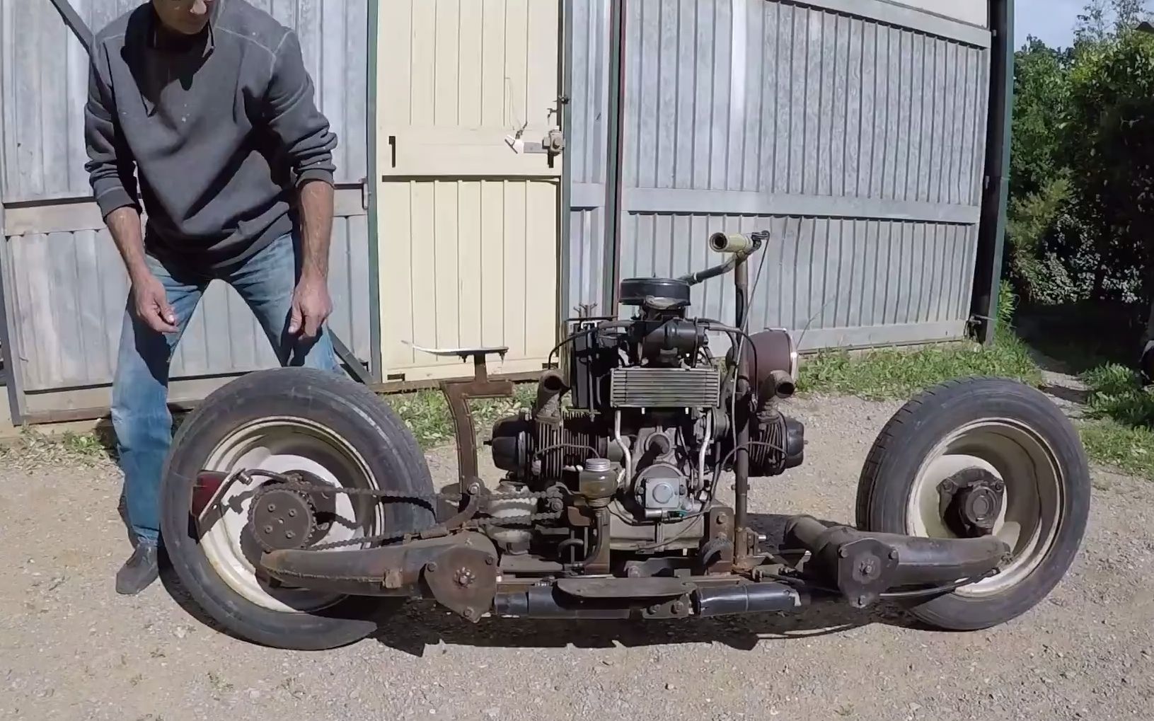 大叔的超级废土风雪铁龙摩托