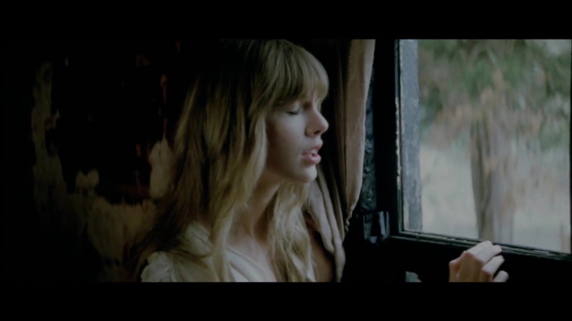 Taylor Swift  Safe And Sound哔哩哔哩bilibili