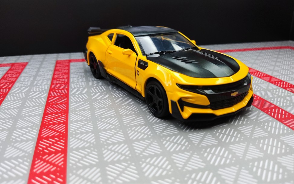 雪佛兰科迈罗大黄蜂汽车模型
