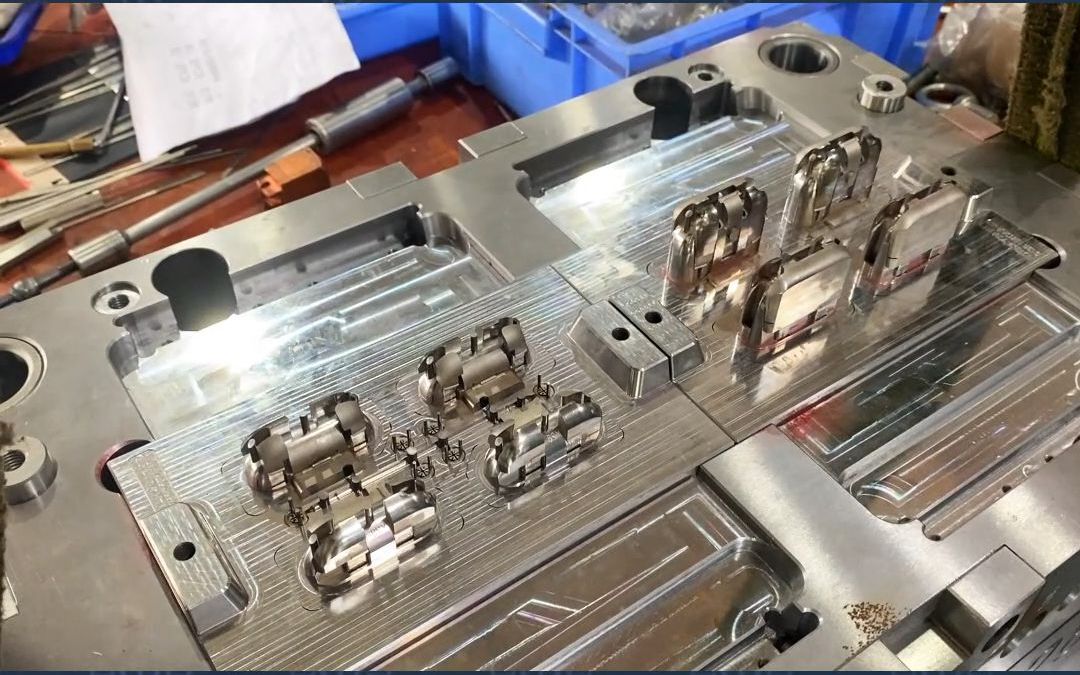 一个视频带大家了解蓝牙耳机模具加工工艺!