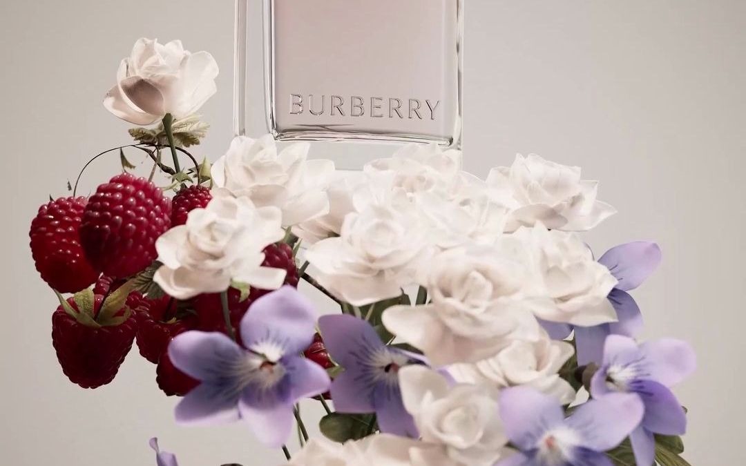 【cg短片欣赏】burberry her(植物生长特效)