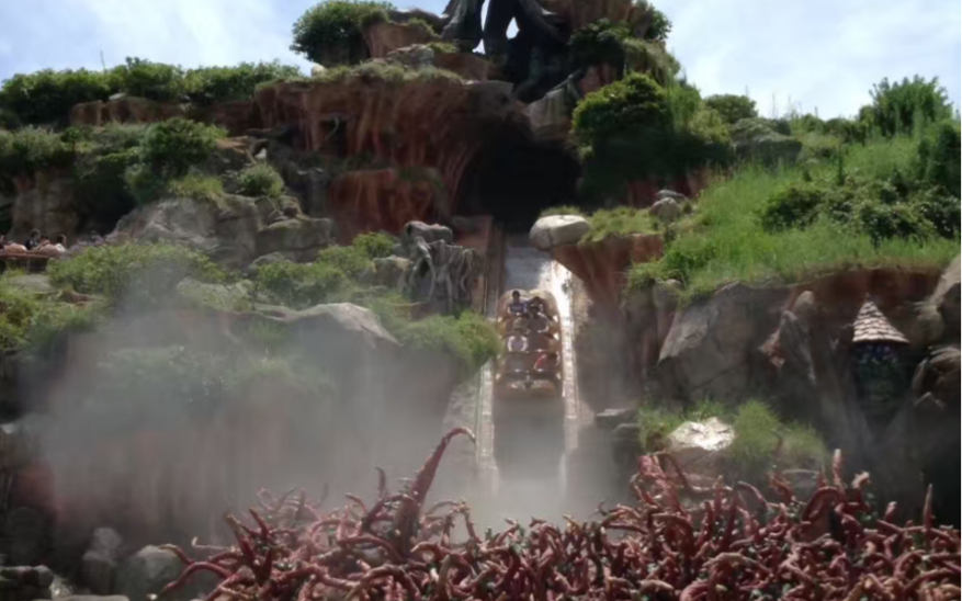 搬运迪士尼经典项目飞溅山激流勇进splashmountain合集