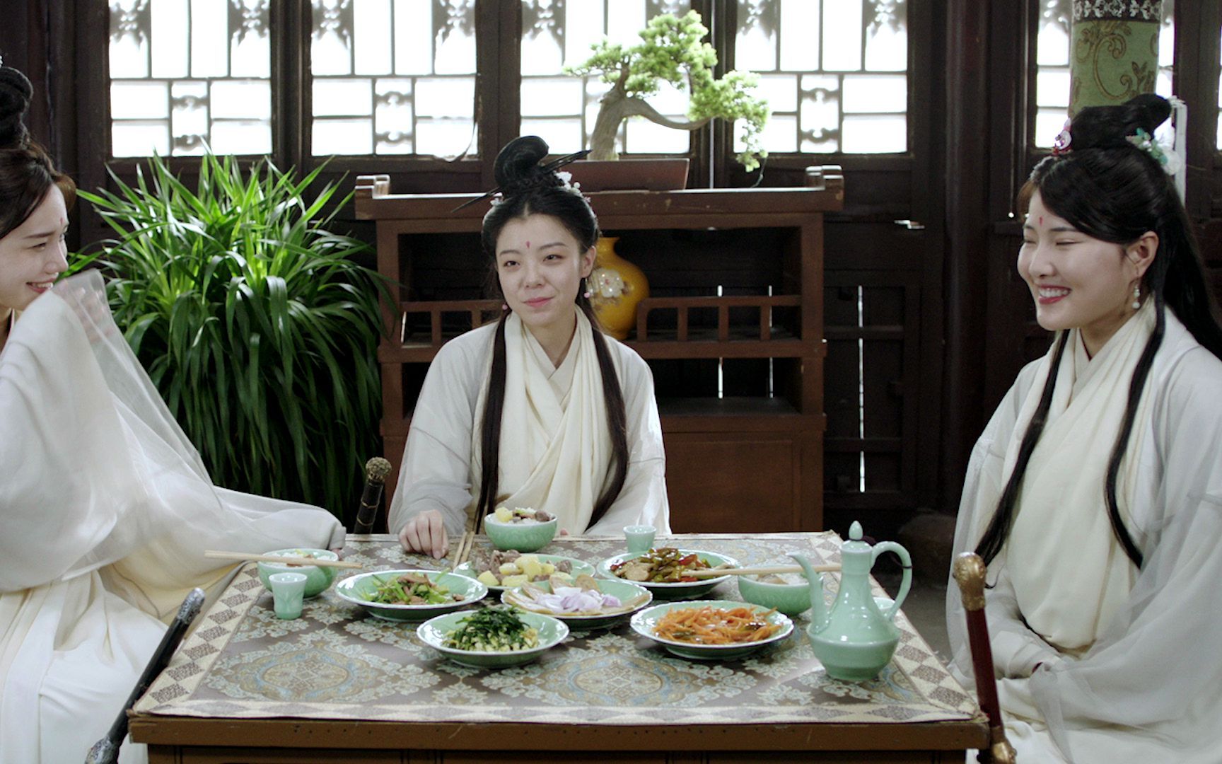 鲤鱼客栈10南黎师兄妹五人全部晕倒