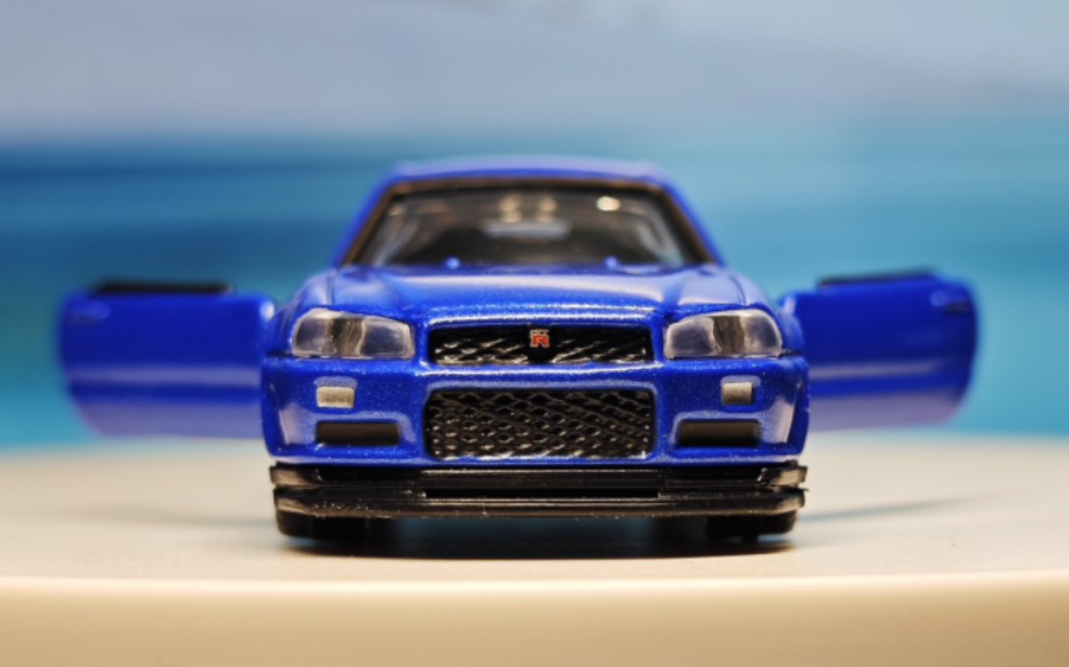 多美卡黑盒11号gtr