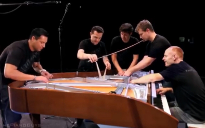 [图]【ThePianoGuys】原来钢琴可以大家一起“玩”！