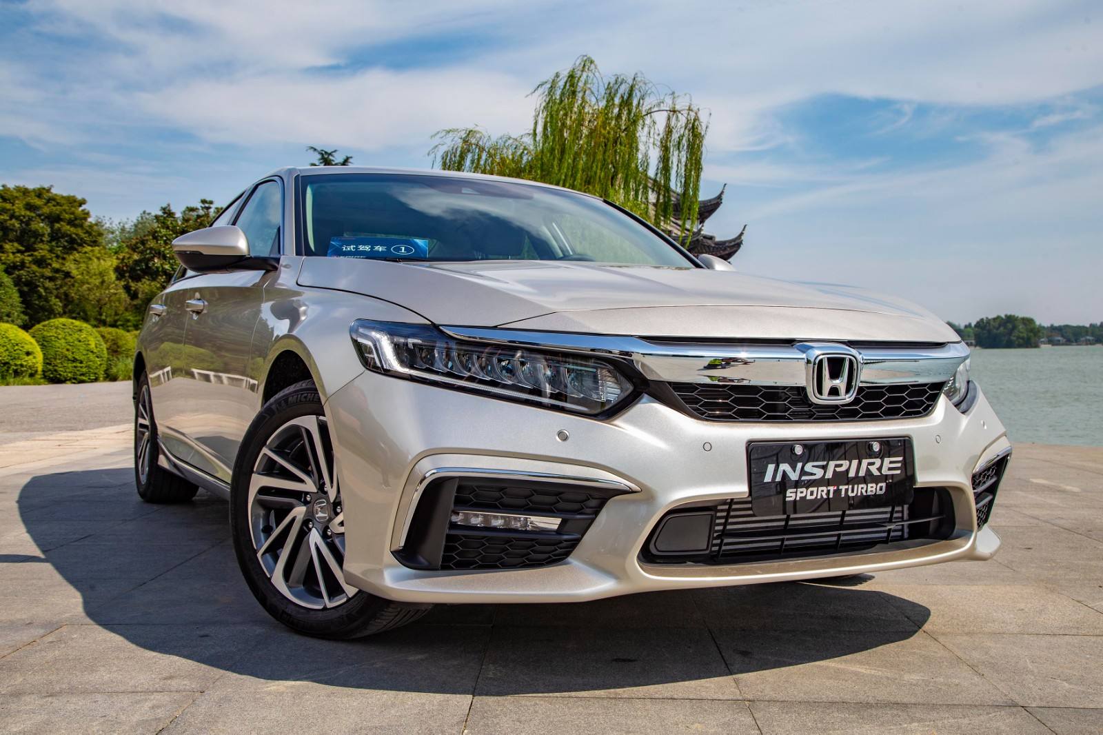 本田inspire,这款车的性能怎么样?开了2000公里后憋了一肚子火