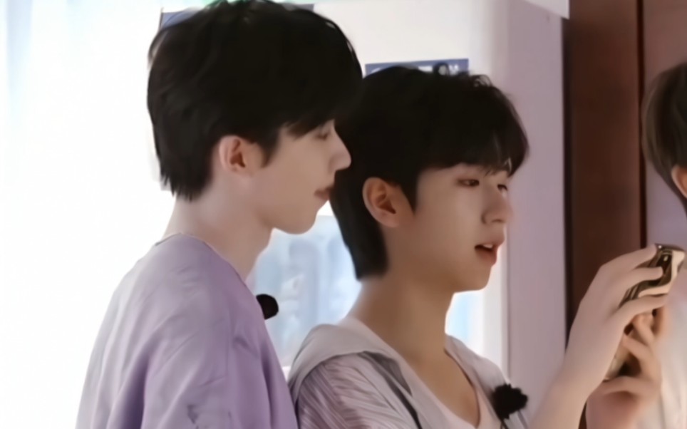 祺霖丨想透过你的眼睛看你的眼里装着谁