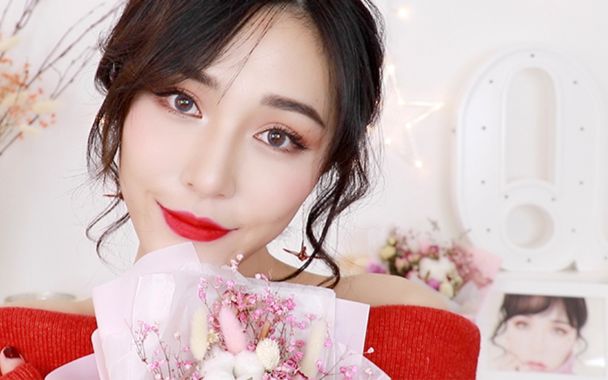 美芽| 蜜桃色约会妆