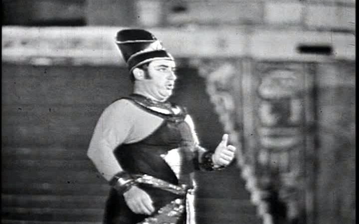 [图]Carlo Bergonzi sings "Celeste Aida" from Aida (1966)