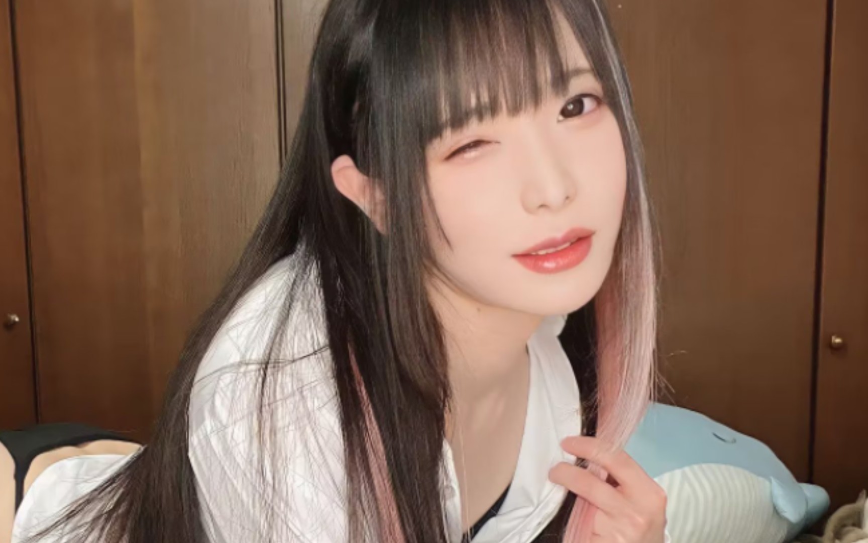 女装大佬米柚酱 当然又是男孩子