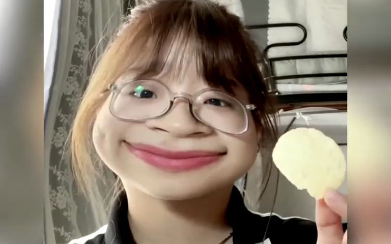 搞笑女,真的很搞笑#搞笑女 #沙雕女孩