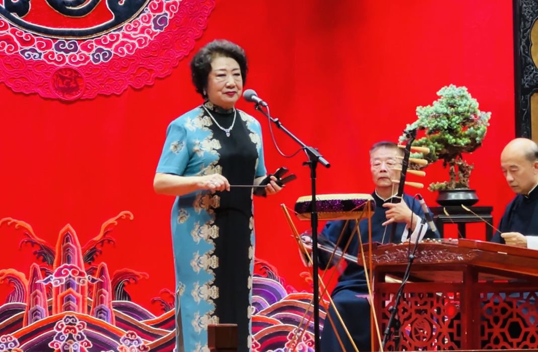 张雅琴 梅花大鼓《黛玉葬花》