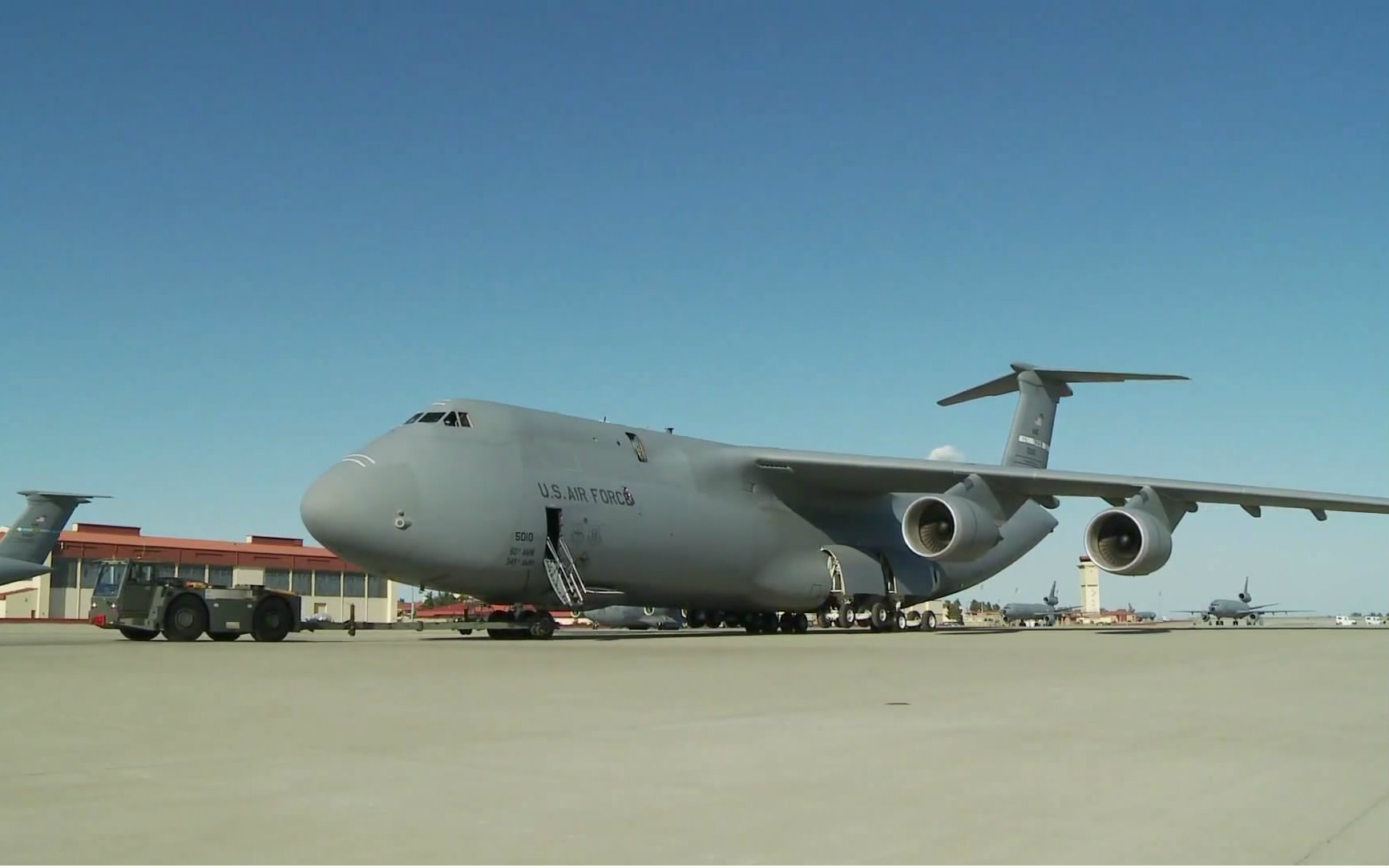 实拍美军c5运输机