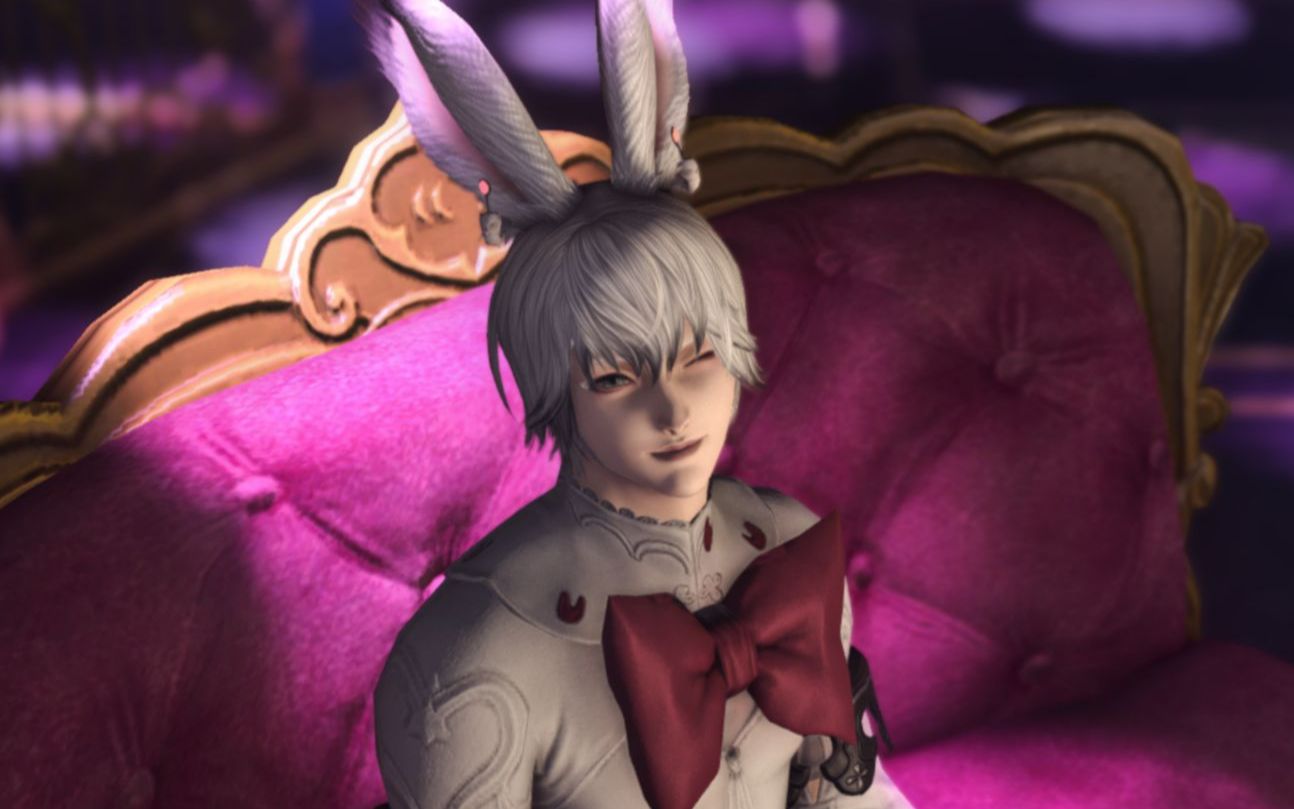 退役光呆转职兔男郎上班(bushi_网络游戏热门视频