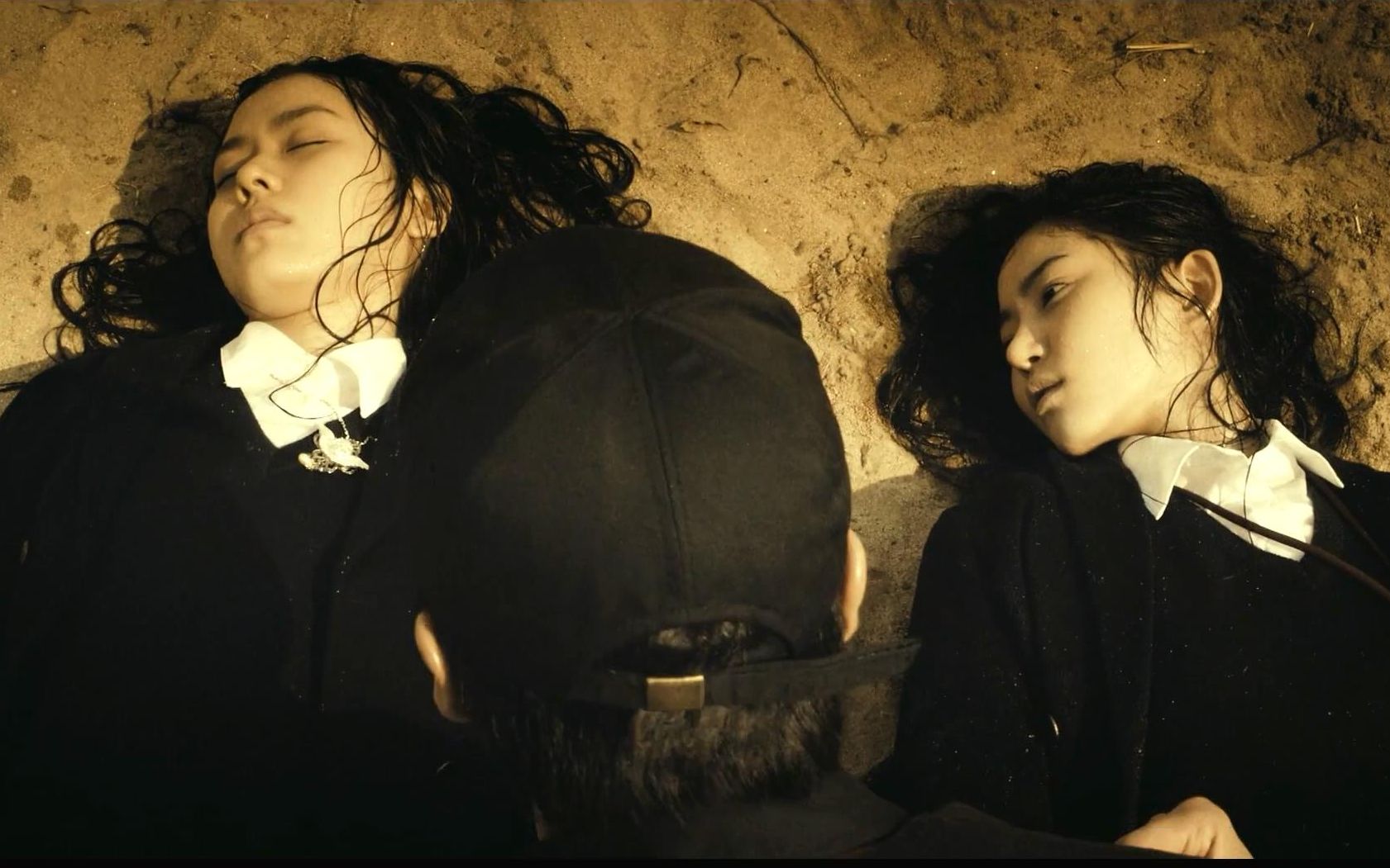 奇幻电影:女孩意外落水获得阴阳眼,能看见别人看不见的脏东西