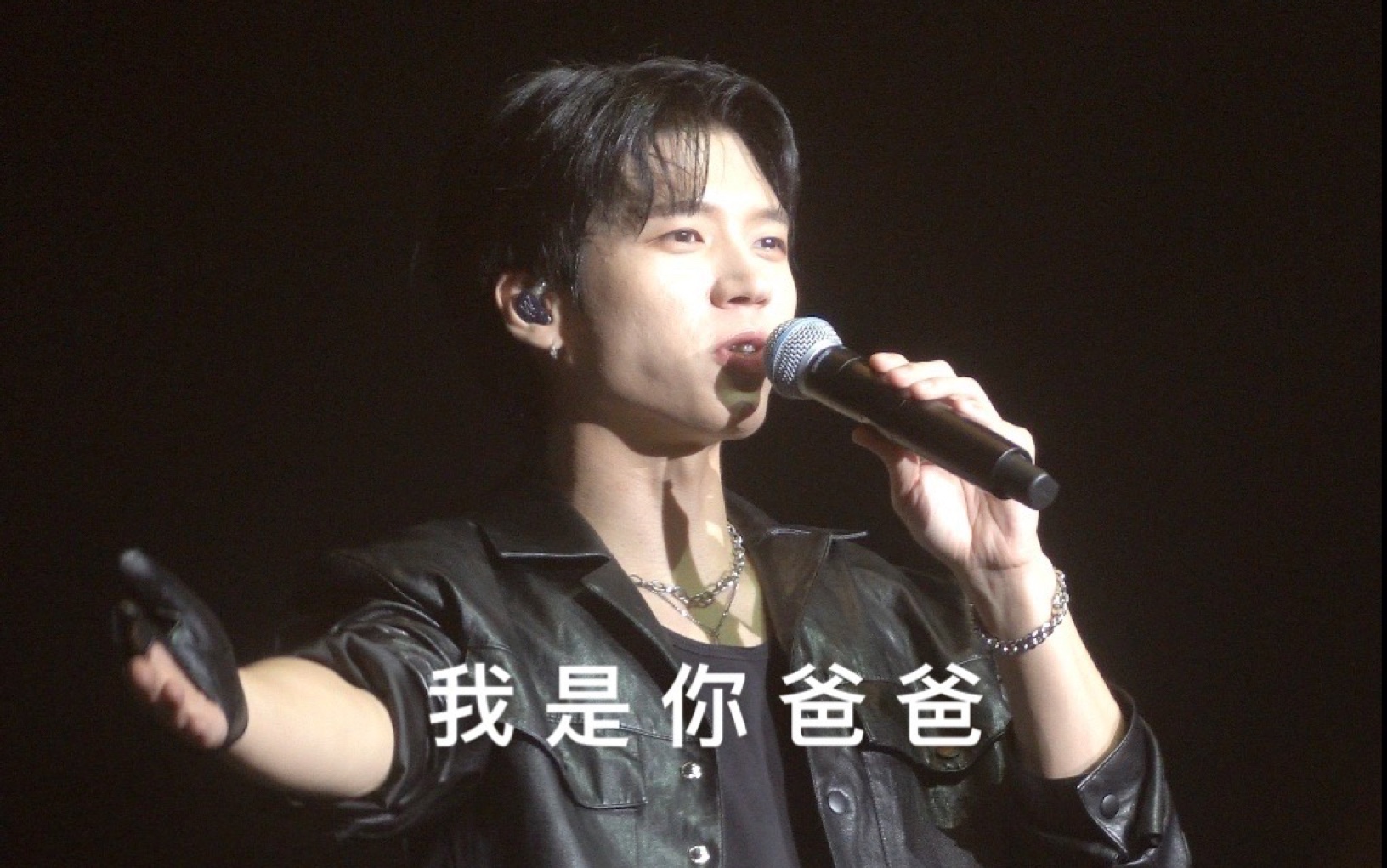 二代男团主唱南优贤自曝已与成员结婚,并诞下名为inspirit的爱情结晶!