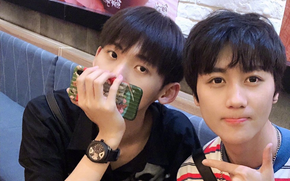 唐九洲邵明明九明论在大厂看到自己老婆是什么感觉唐九洲害羞