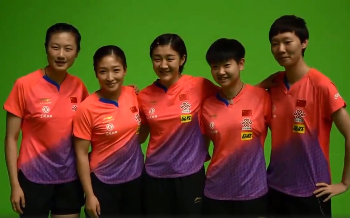 【幕后花絮】国乒女队五朵金花超欢乐集体照拍摄现场