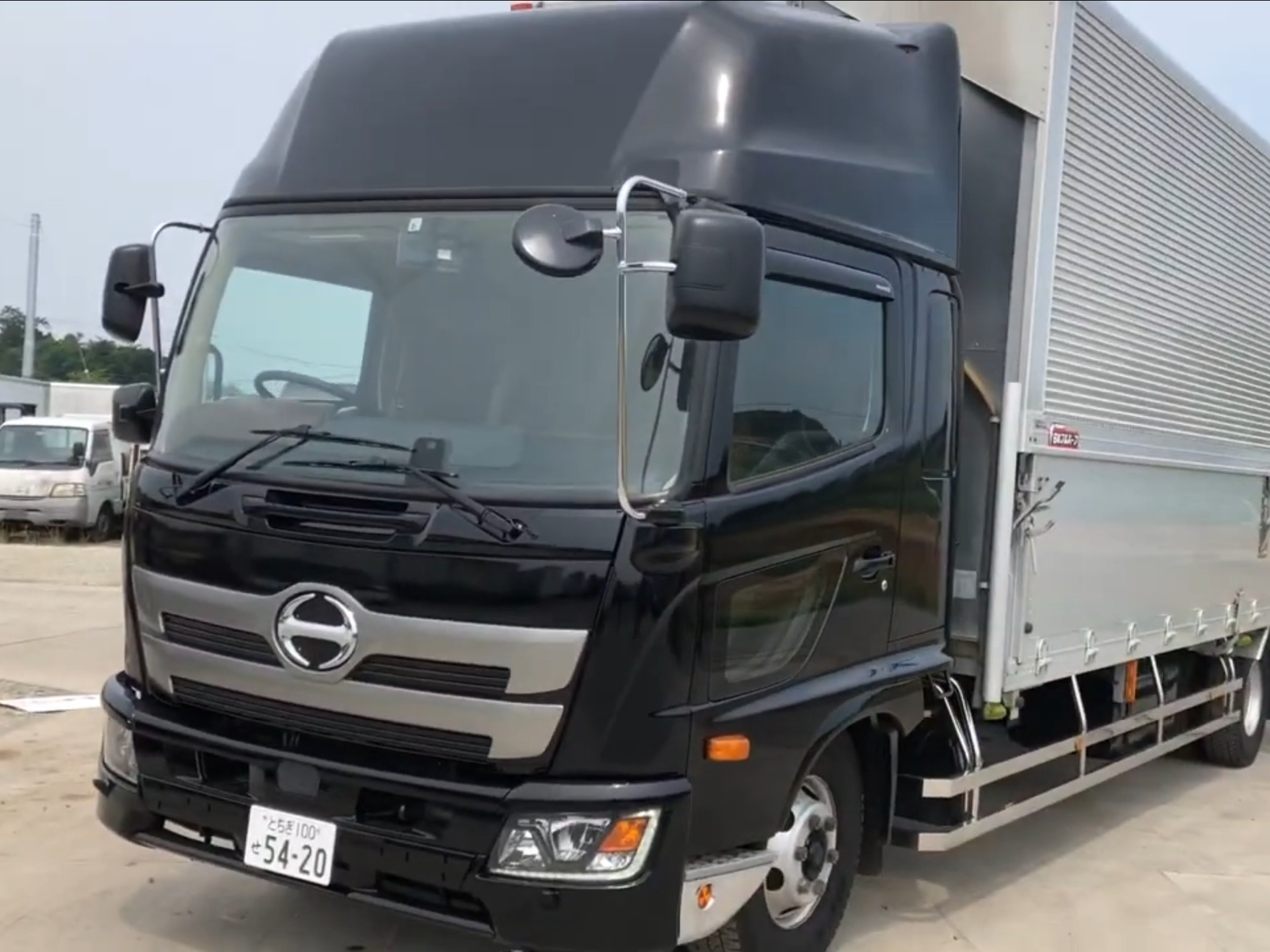 新款日版日野500载货车