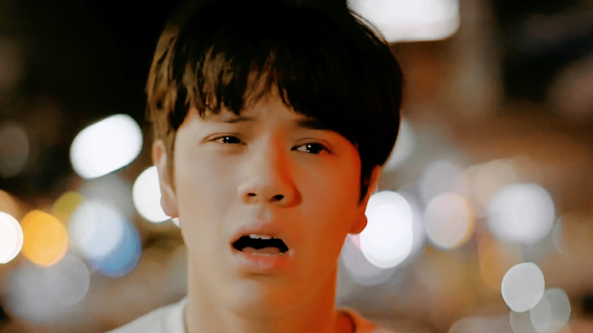 太子爷南农 nanon 之前看太子爷这个mv就心疼坏了,现在看依旧 太子爷